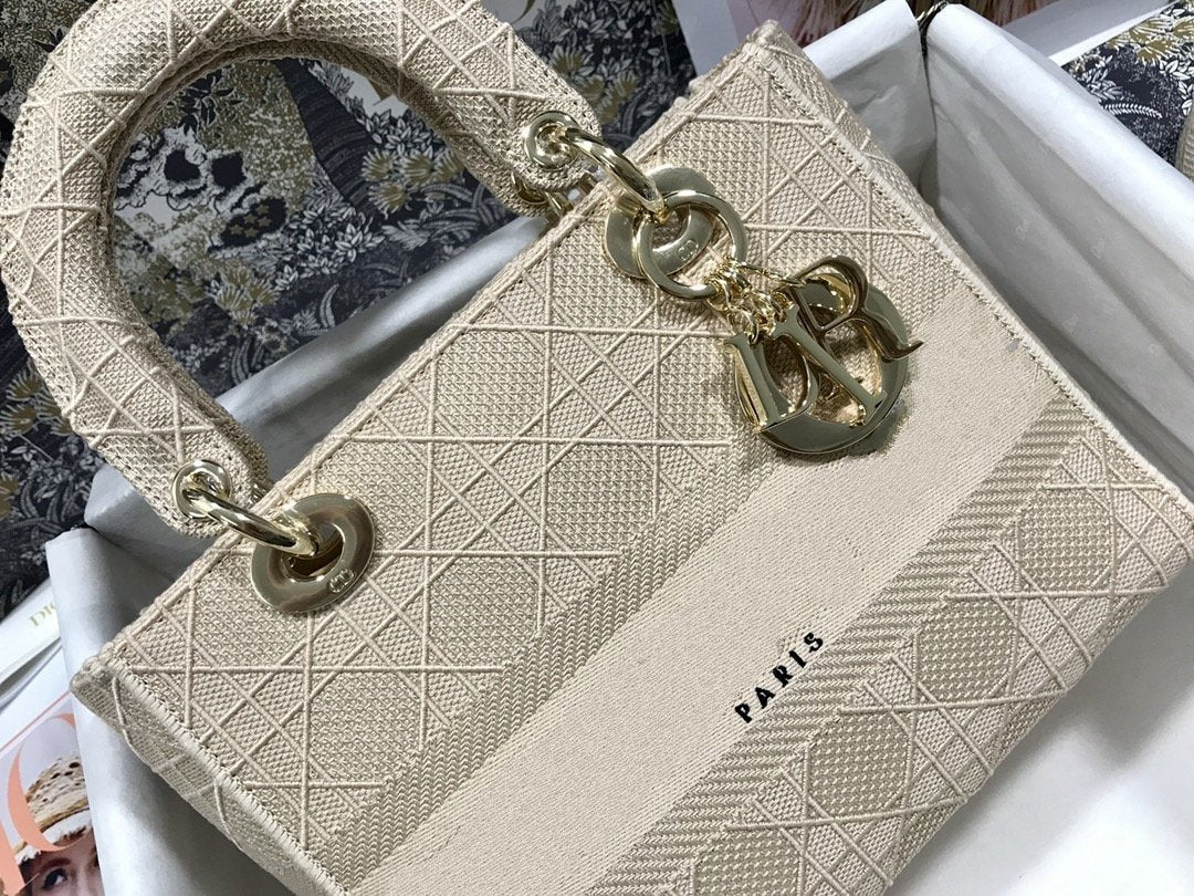 MEDIUM LADY D-LITE BEIGE CANNAGE EMBROIDERY