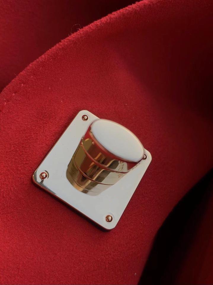 LV LOCKME SHOPPER 42 BLACK GRAINED CALF LEATHER