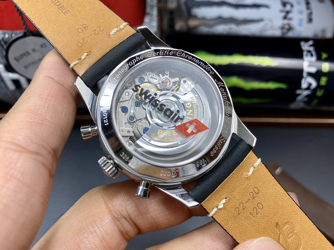 NAVITIMER B01 STEEL CASE BLACK DIAL