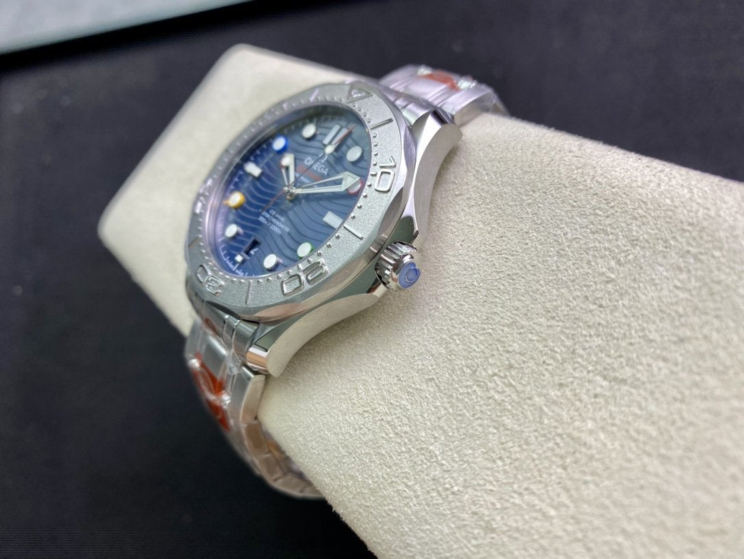 SEAMASTER DIVER 300 STAINLESS STEEL BLUE DIAL