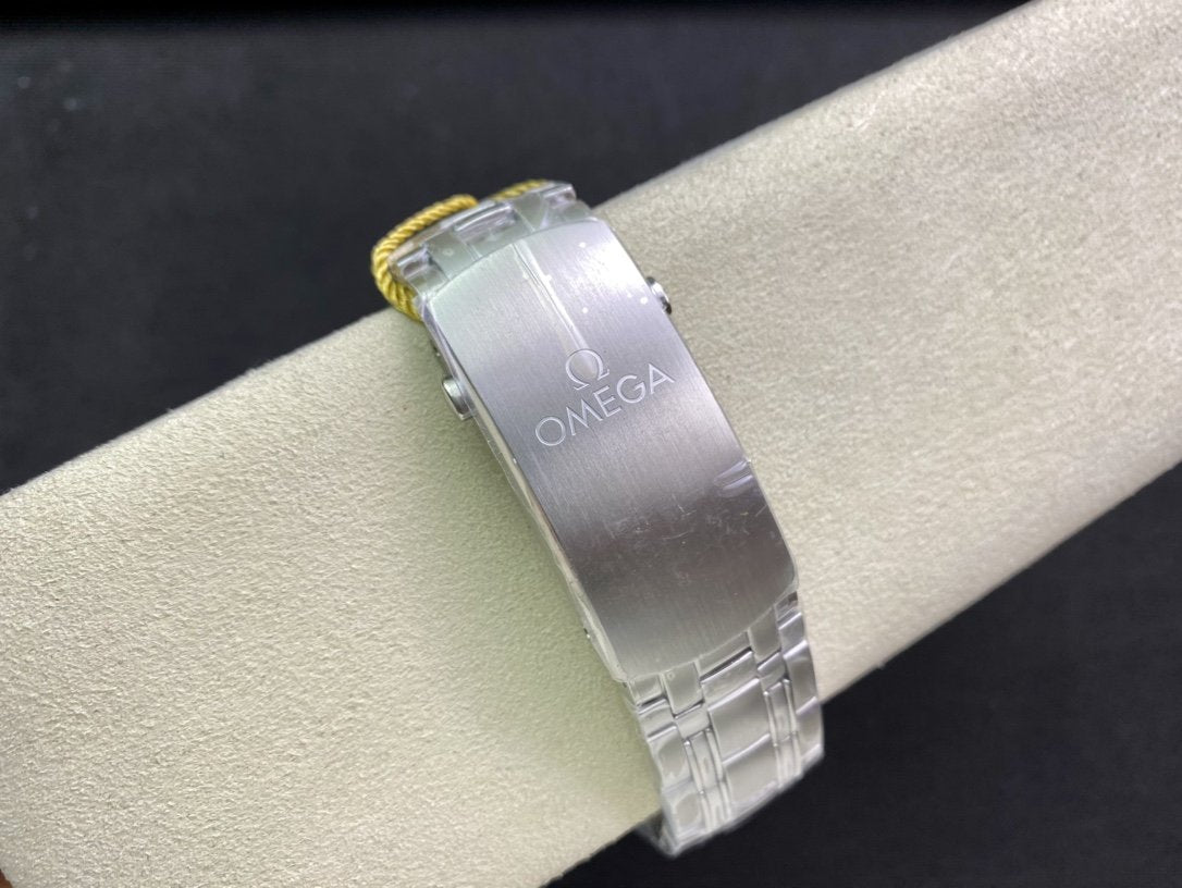 SEAMASTER DIVER 300 STAINLESS STEEL BLUE DIAL