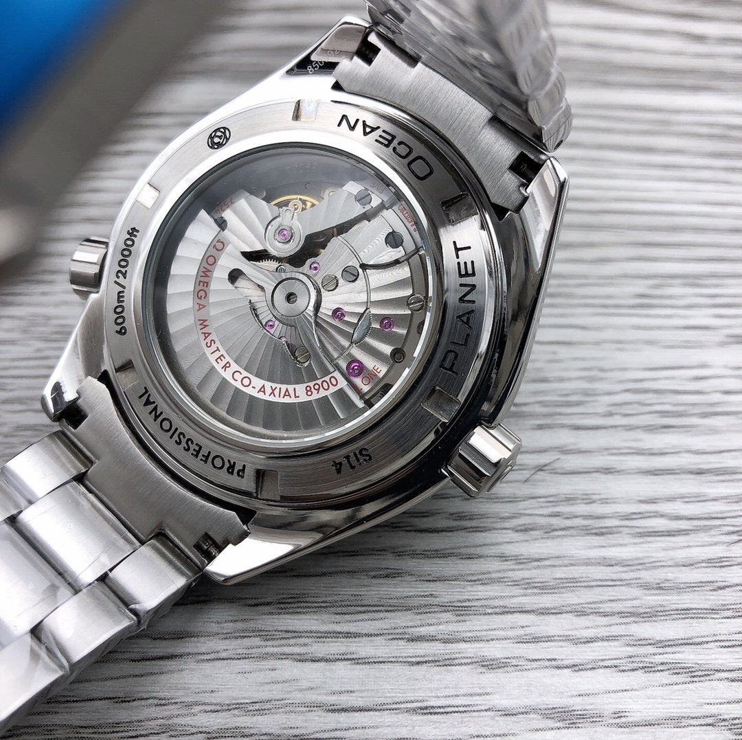 SEAMASTER PROFESSIONAL PLANET OCEAN 600M STEEL CASE BLACK DIAL