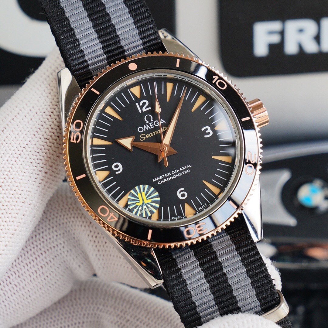 SEAMASTER 300M CO-AXIAL TEXTILE