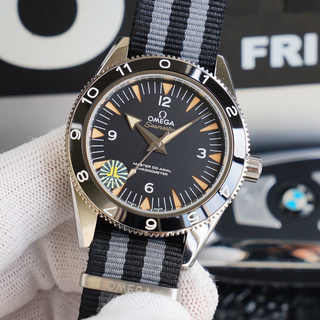 SEAMASTER 300M CO-AXIAL TEXTILE