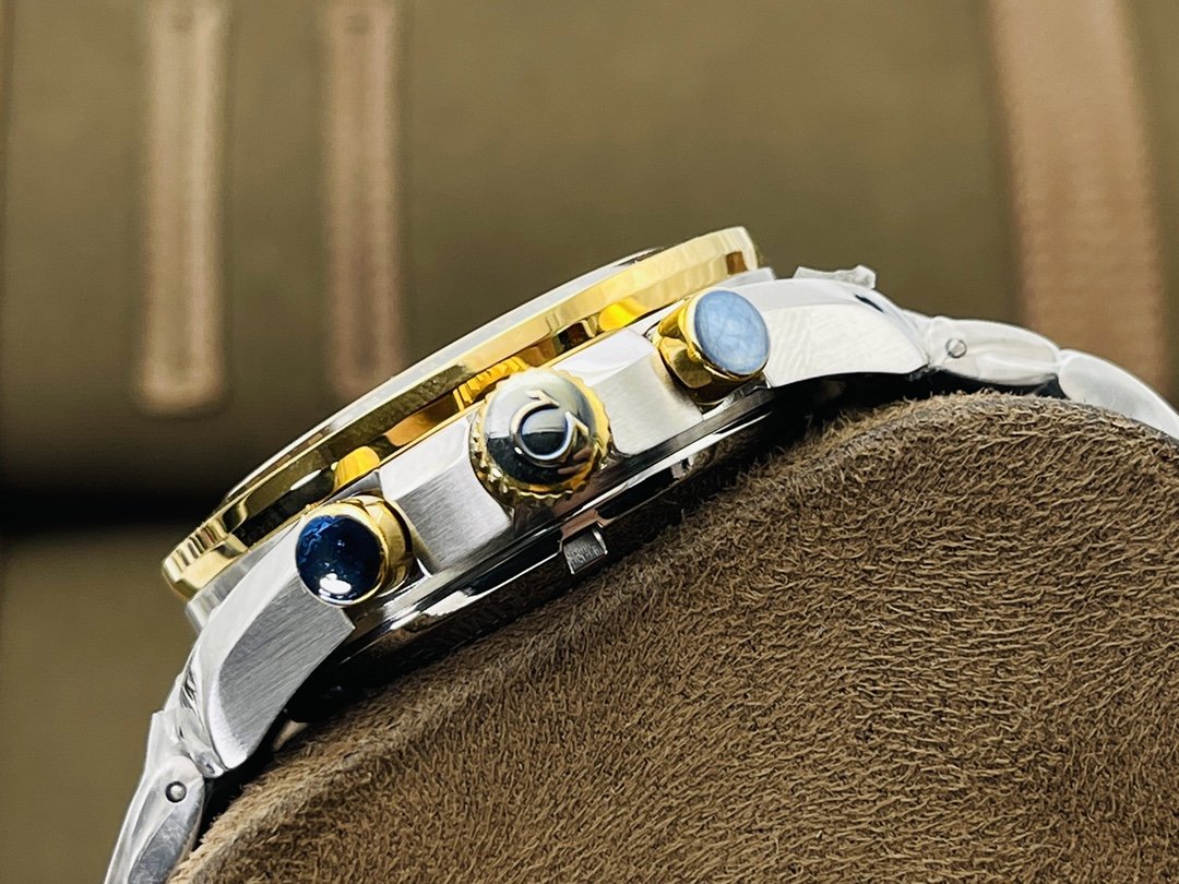 SPEEDMASTER TOKYO 2020 BLACK GOLD