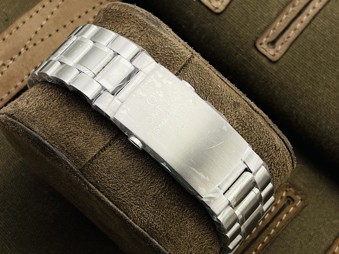 SPEEDMASTER TOKYO 2020 BLACK GOLD