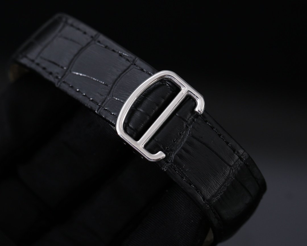 TANK MC DATE MOONPHASE