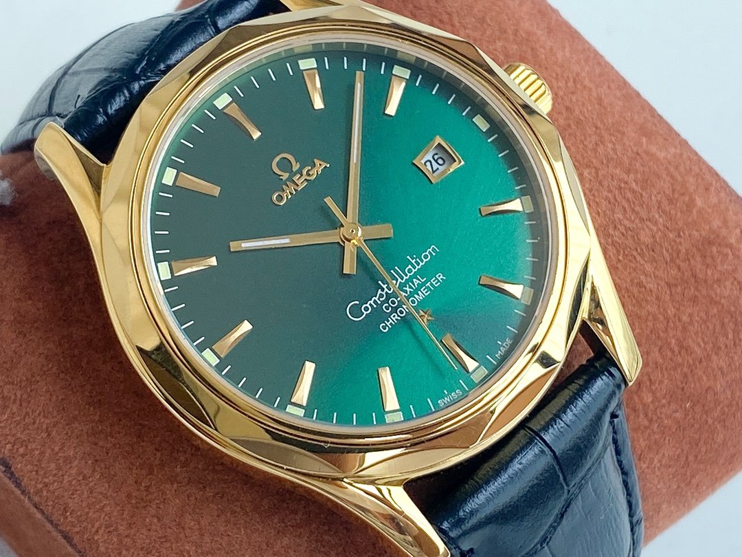 CONSTELLATION 40 GOLD CASE LEATHER STRAP