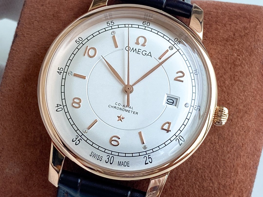 DE VILLE CO-AXIAL MASTER CHRONOMETER GOLD CASE