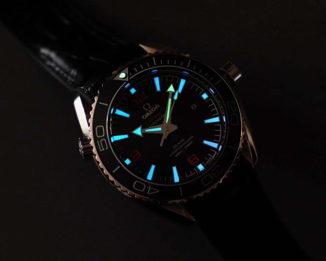 SEAMASTER PLANET OCEAN 600 STEEL BLACK CERAMIC LEATHER