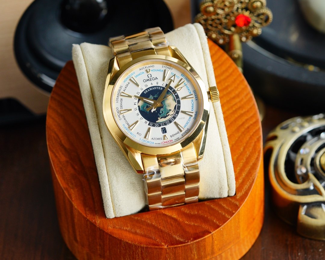 SEAMASTER AQUA TERRA 150M WORLDTIMER TWO TONE