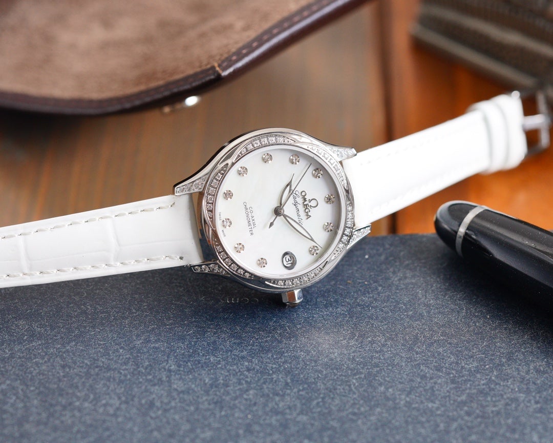 DE VILLE LADYMATIC 31MM DIAMOND BEZEL MOP DIAL