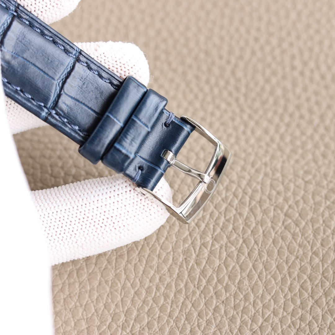 DE VILLE PRESTIGE 39.5 SILVER BLUE DIAL