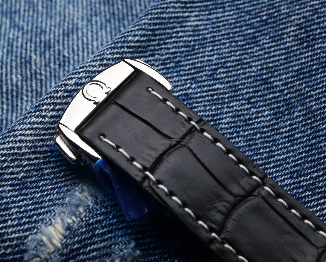 SPEEDMASTER CHRONO 42MM LEATHER