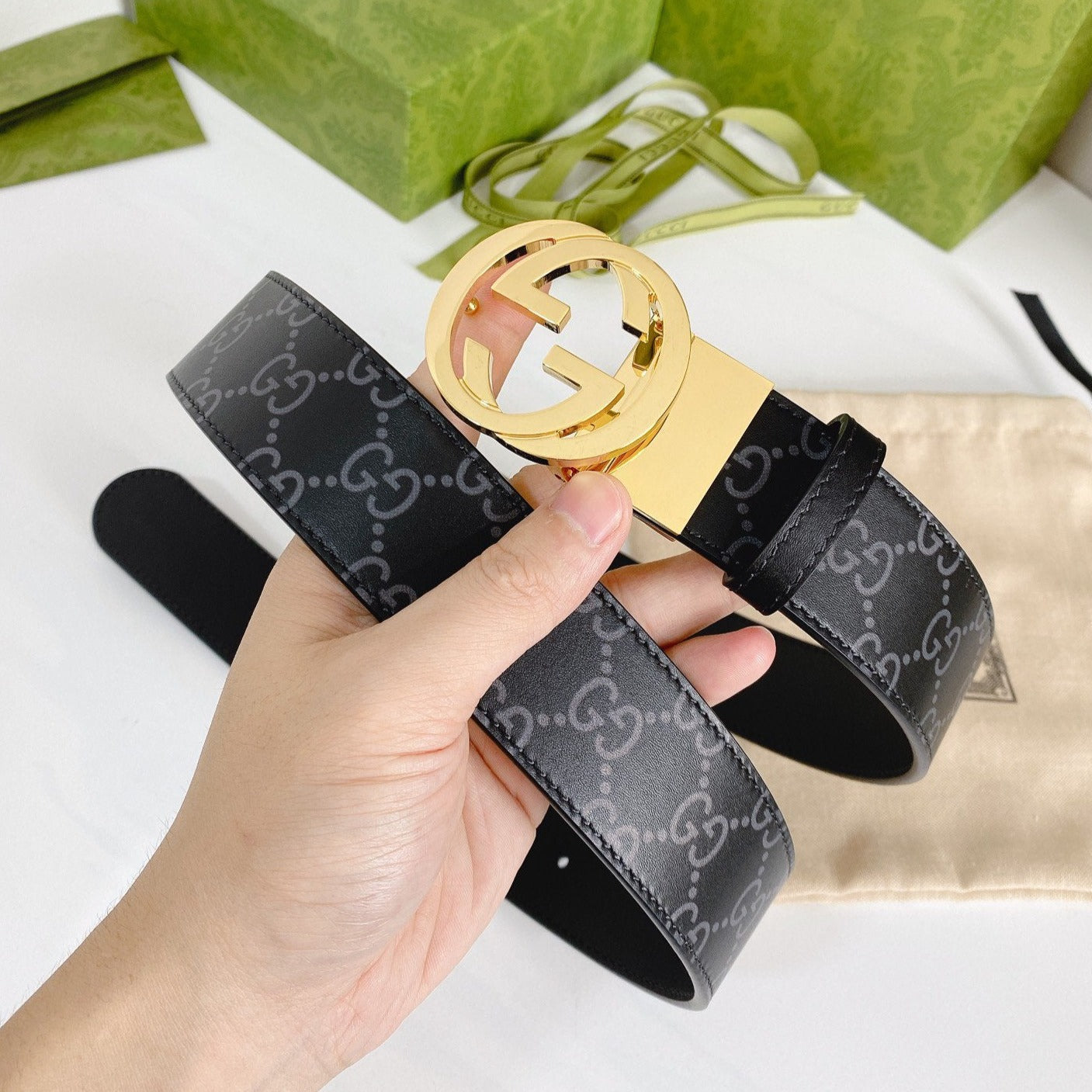 INTERLOCKING G GOLD BUCKLE 38MM BLACK LEAHTER MONOGRAM