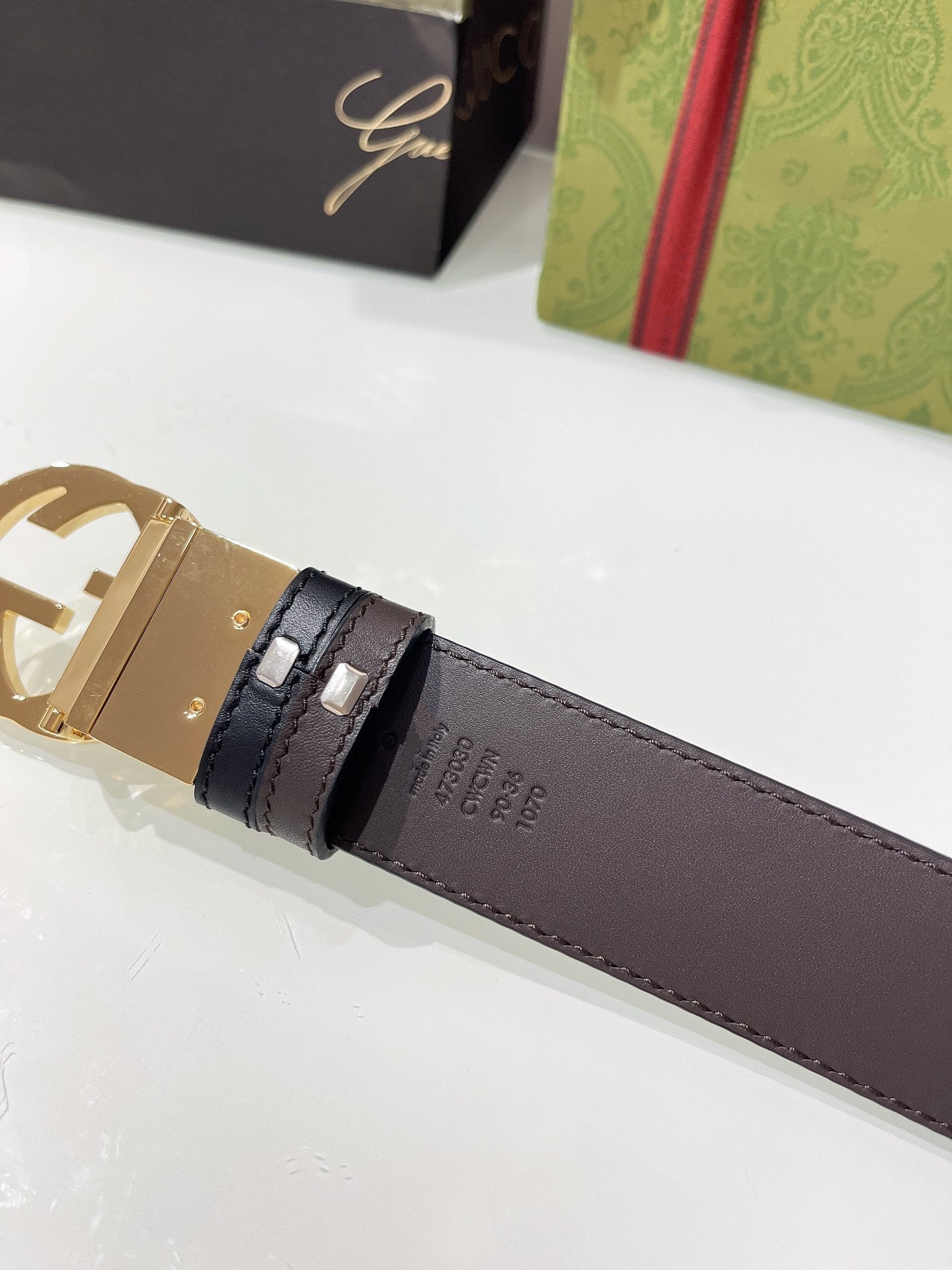 INTERLOCKING G GOLD BUCKLE 37MM BLACK BROWN LEATHER