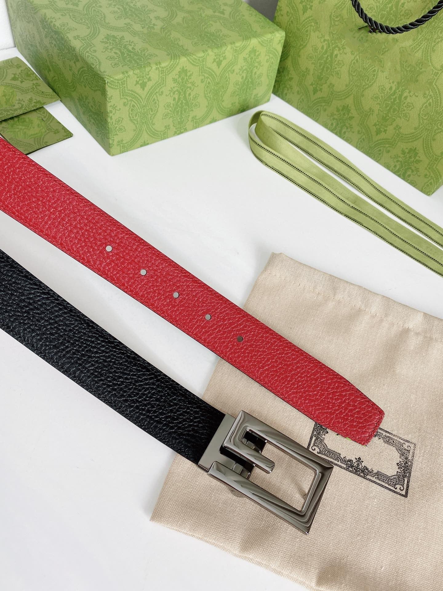 G BELT SILVER BUCKLE RED BLACK LEATHER 3.5CM