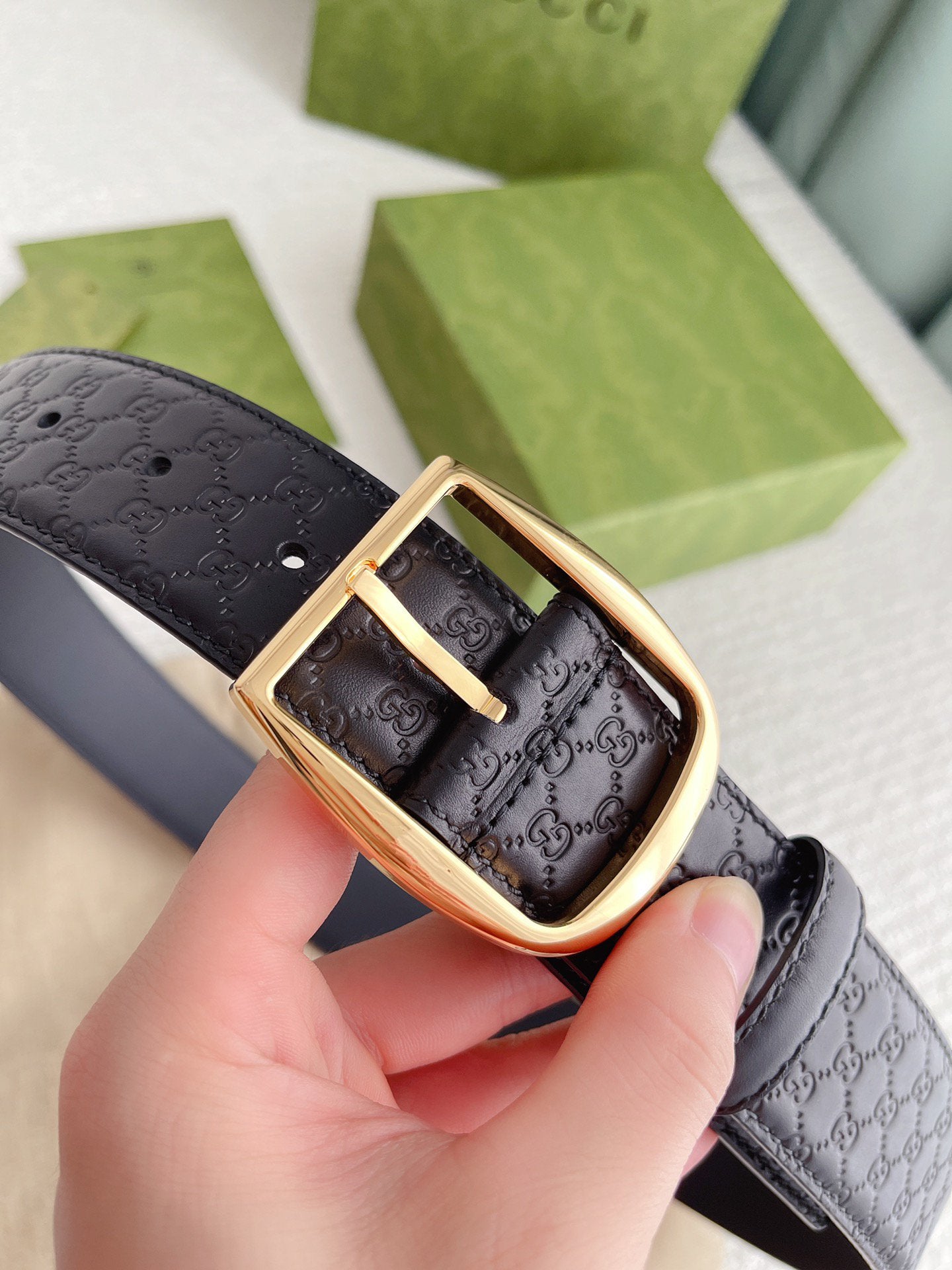 GC BELT GOLD BUCKLE EMBOSSED LEATHER 4.0CM