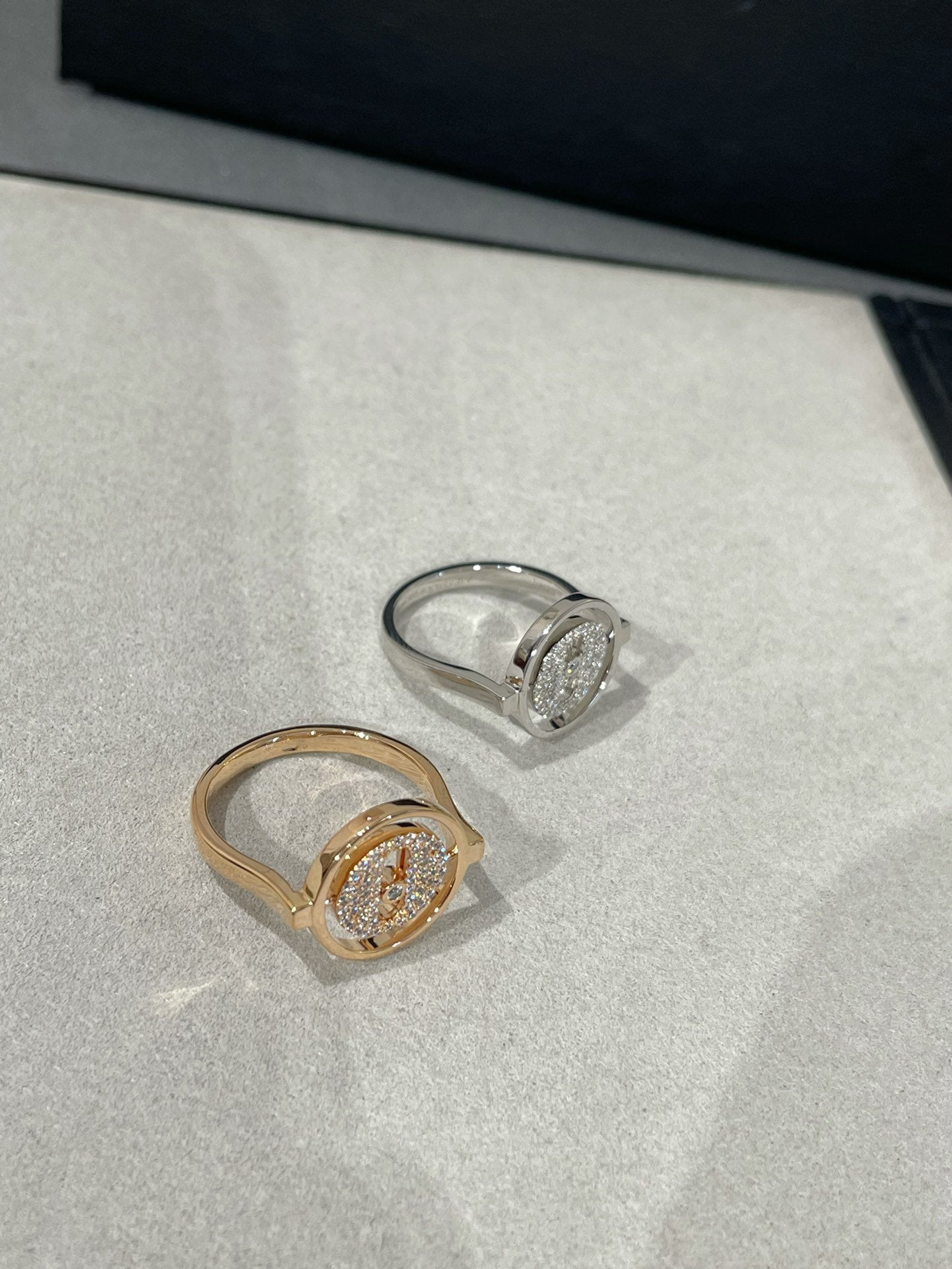 LUCKY MOVE PAVED RING