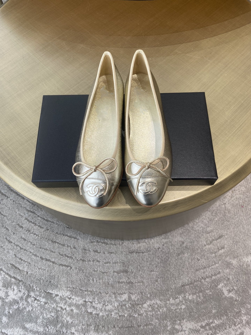 Chanel 2026 Sneakers Leather Wool 196208 – Viena