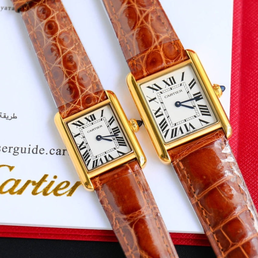 TANK MUST SMALL LEATHER STRAP WHITE DIAL