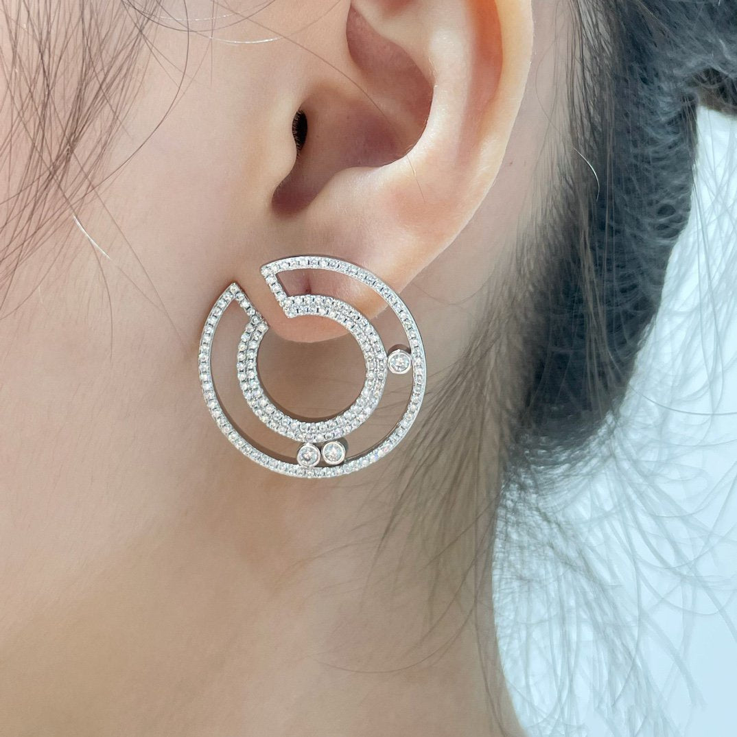MOVE ROMANE HOOP EARRINGS