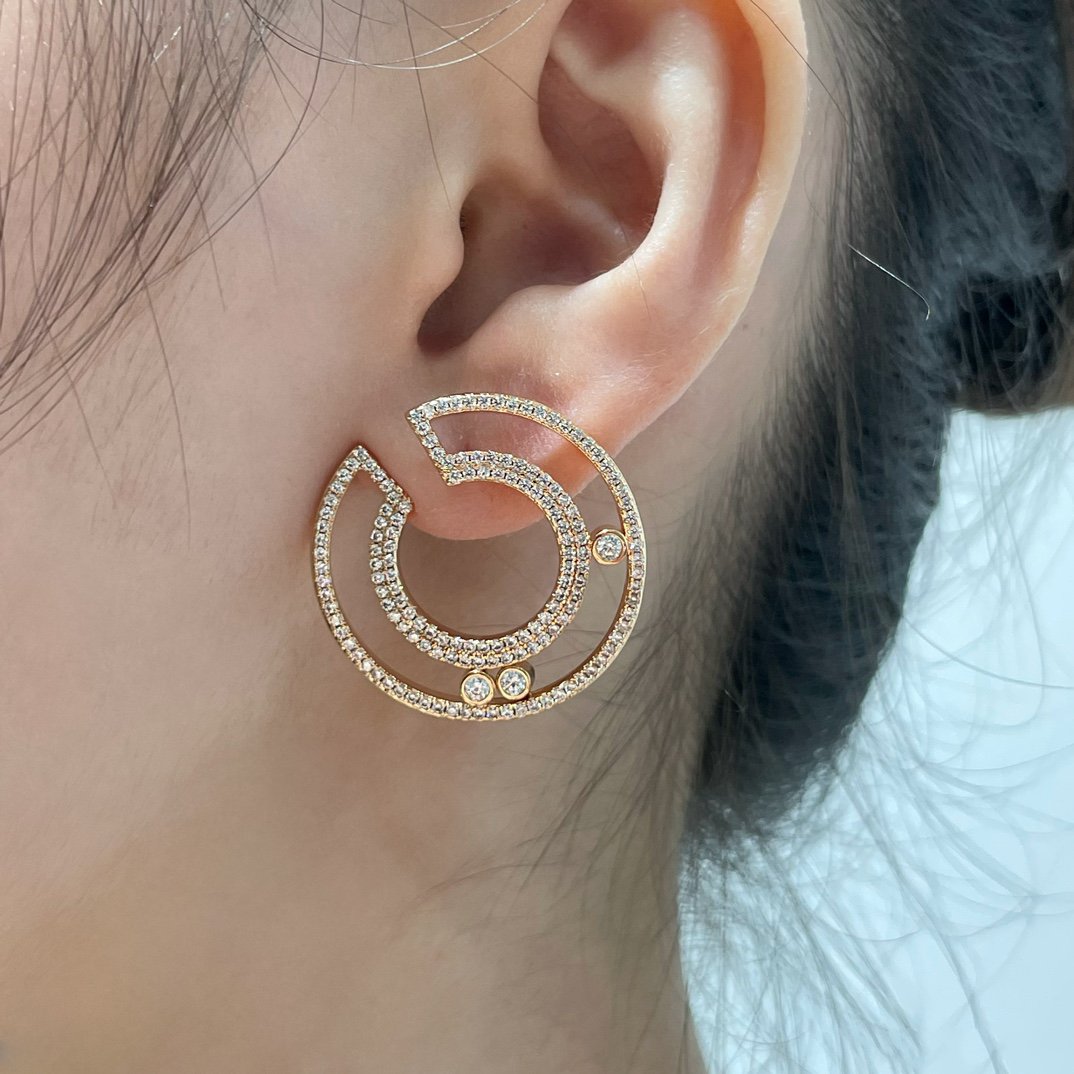 MOVE ROMANE HOOP EARRINGS