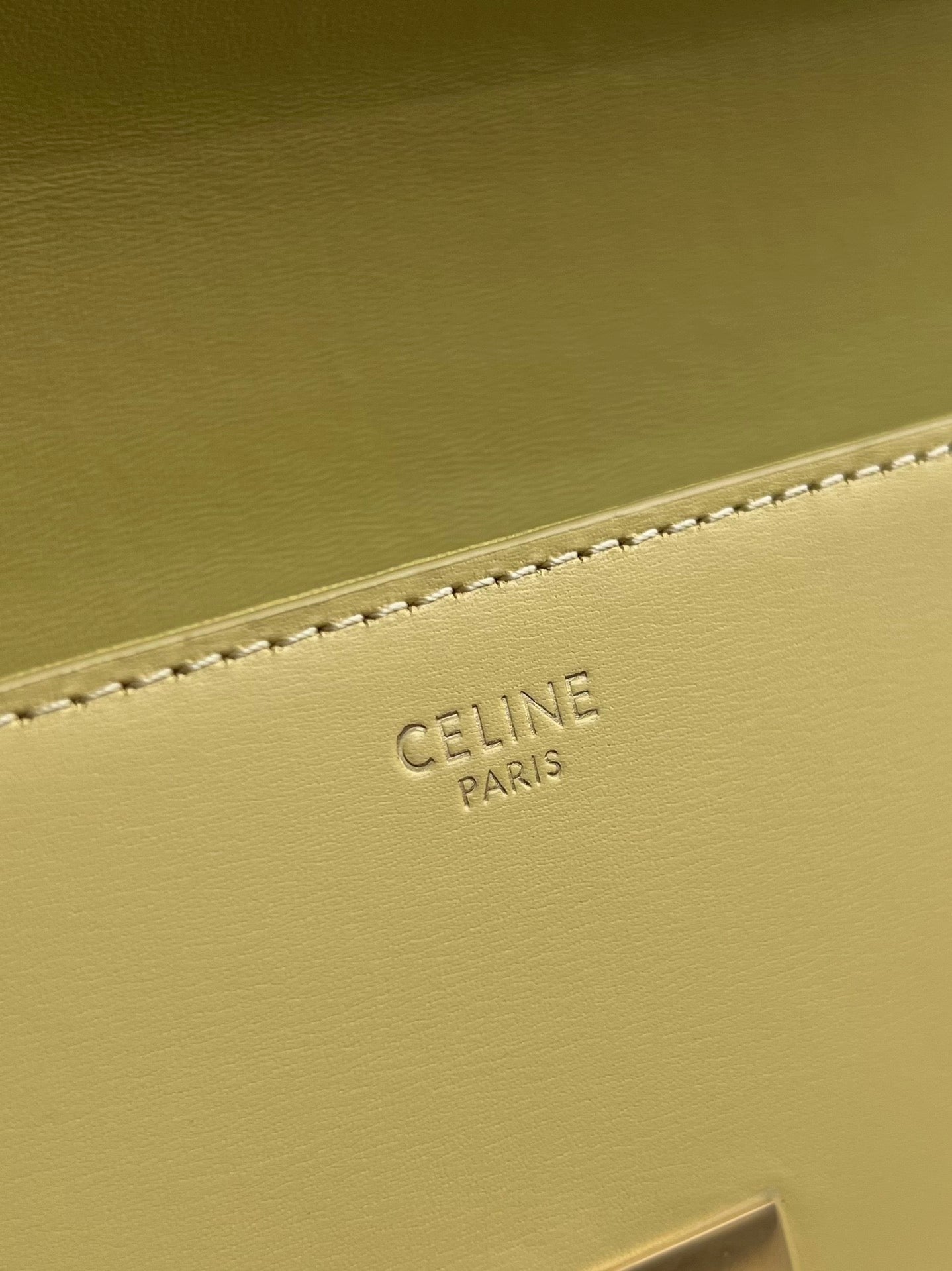 CLASSIC TRIOMPHE 20 YELLOW CALFSKIN