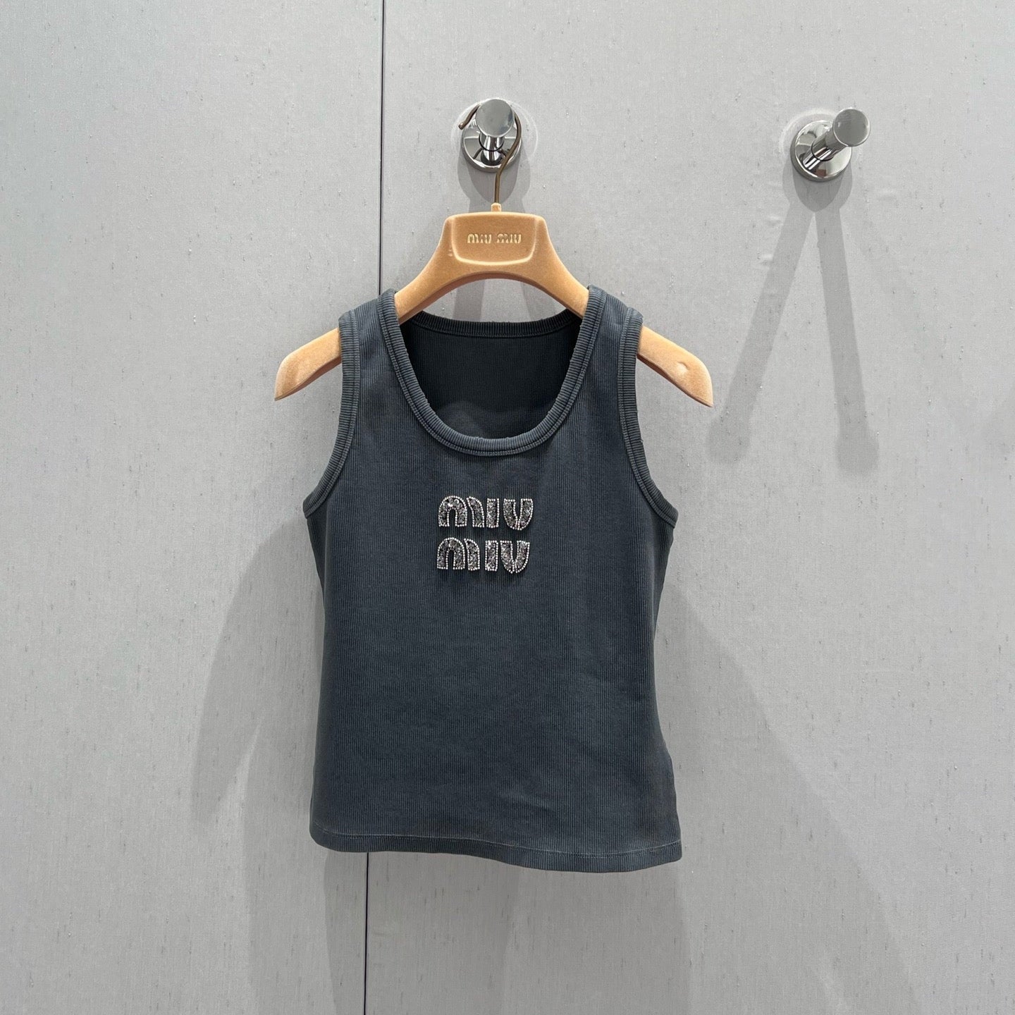 Rhinestone beaded logo letter logo vest