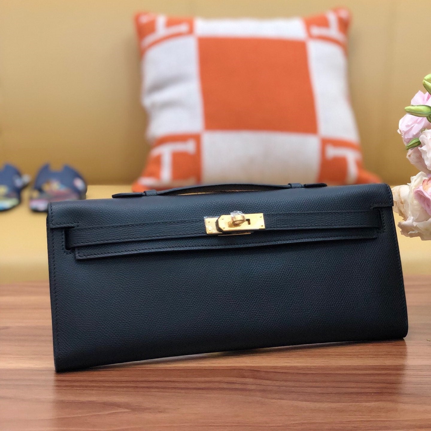 HM Kelly Cut 31cm Black Swift Leather Ghw Gold Hardware