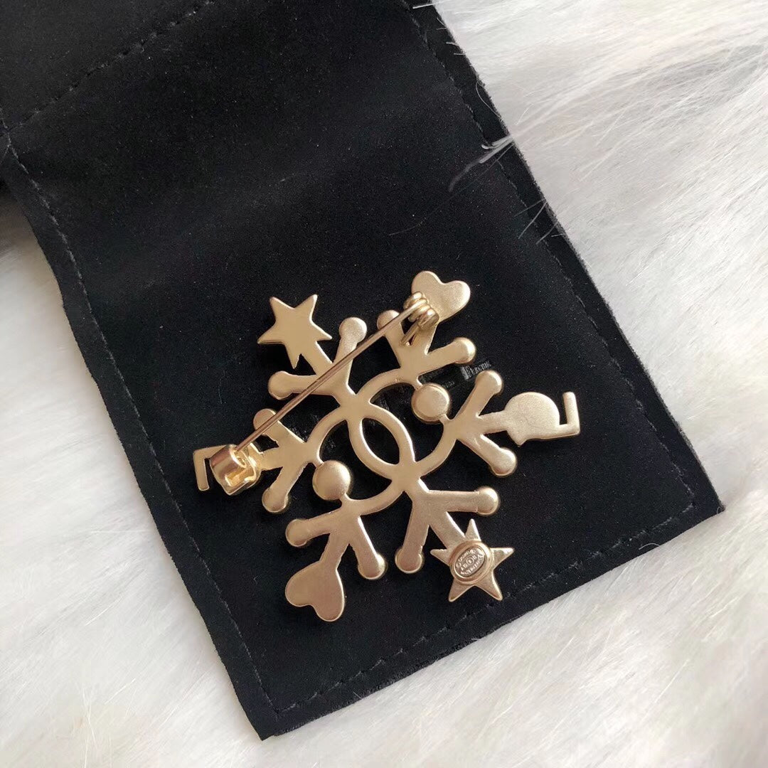 CC Brooch 157230