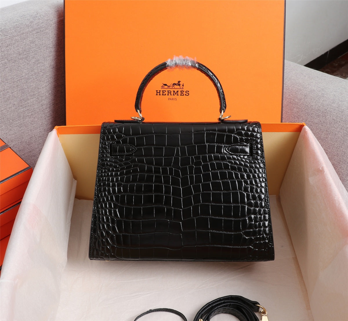 HM KELLY BAG 25 BLACK CROCODILE EMBOSSED CALFSKIN