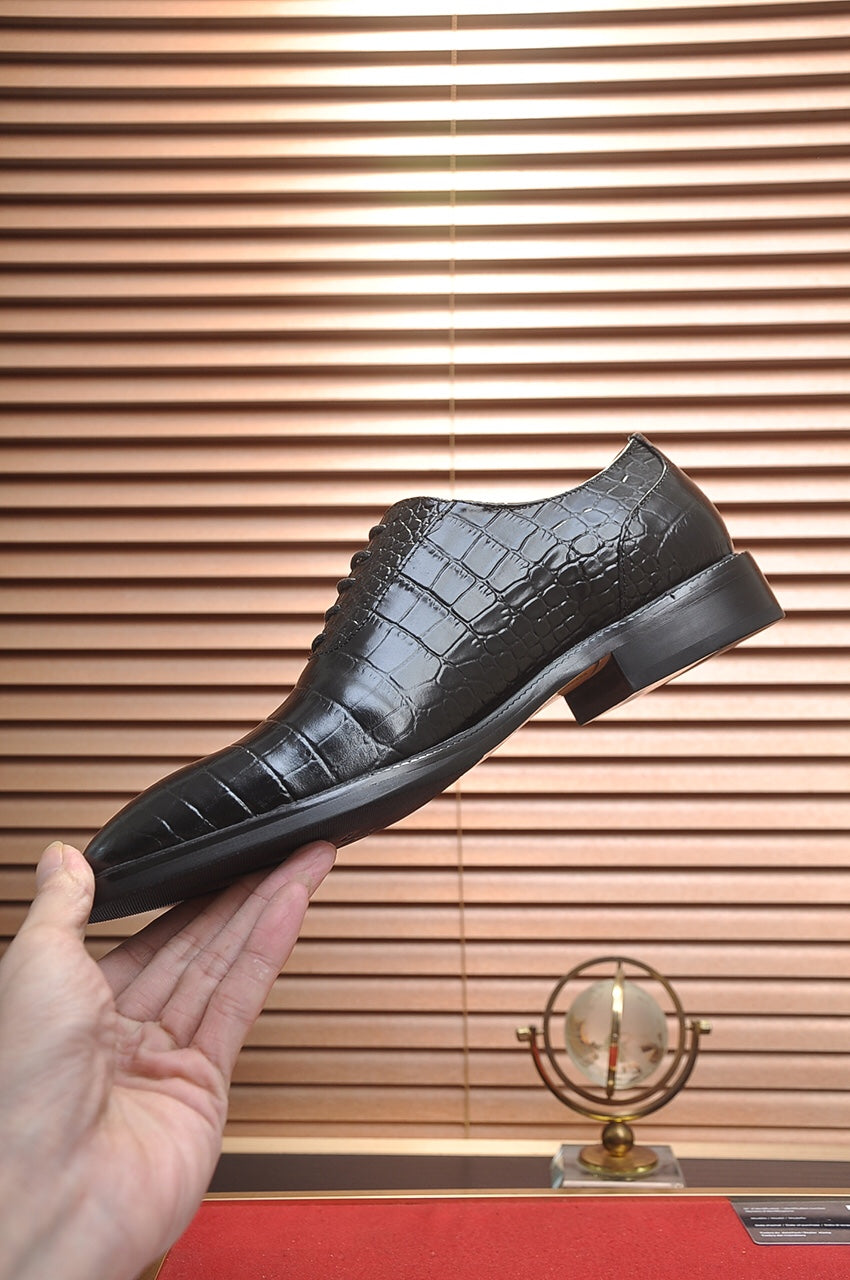 GG Men's Loafer Black Embossed Cowhide 140491