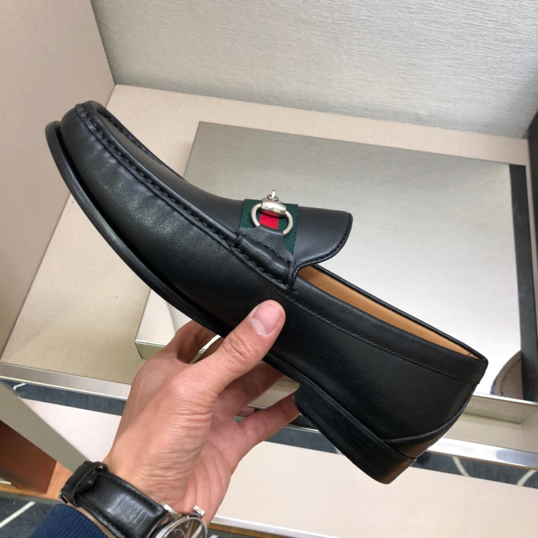 GG Men's Horsebit Loafer Black Calfskin 525092