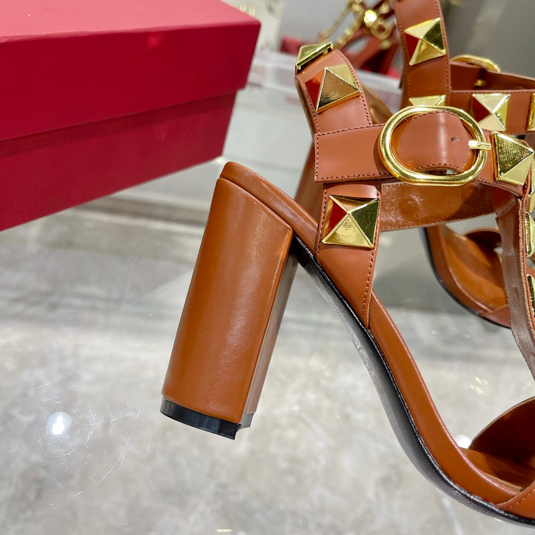 VT Rockstud Sandals Brown Gold Cowhide 369450