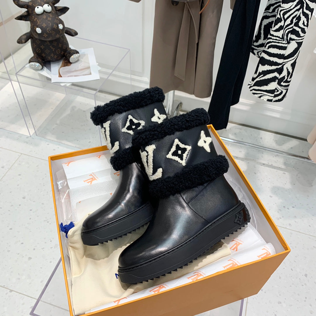 LV Snowdrop Flat Ankle Boot Black Monogram White Cowhide
