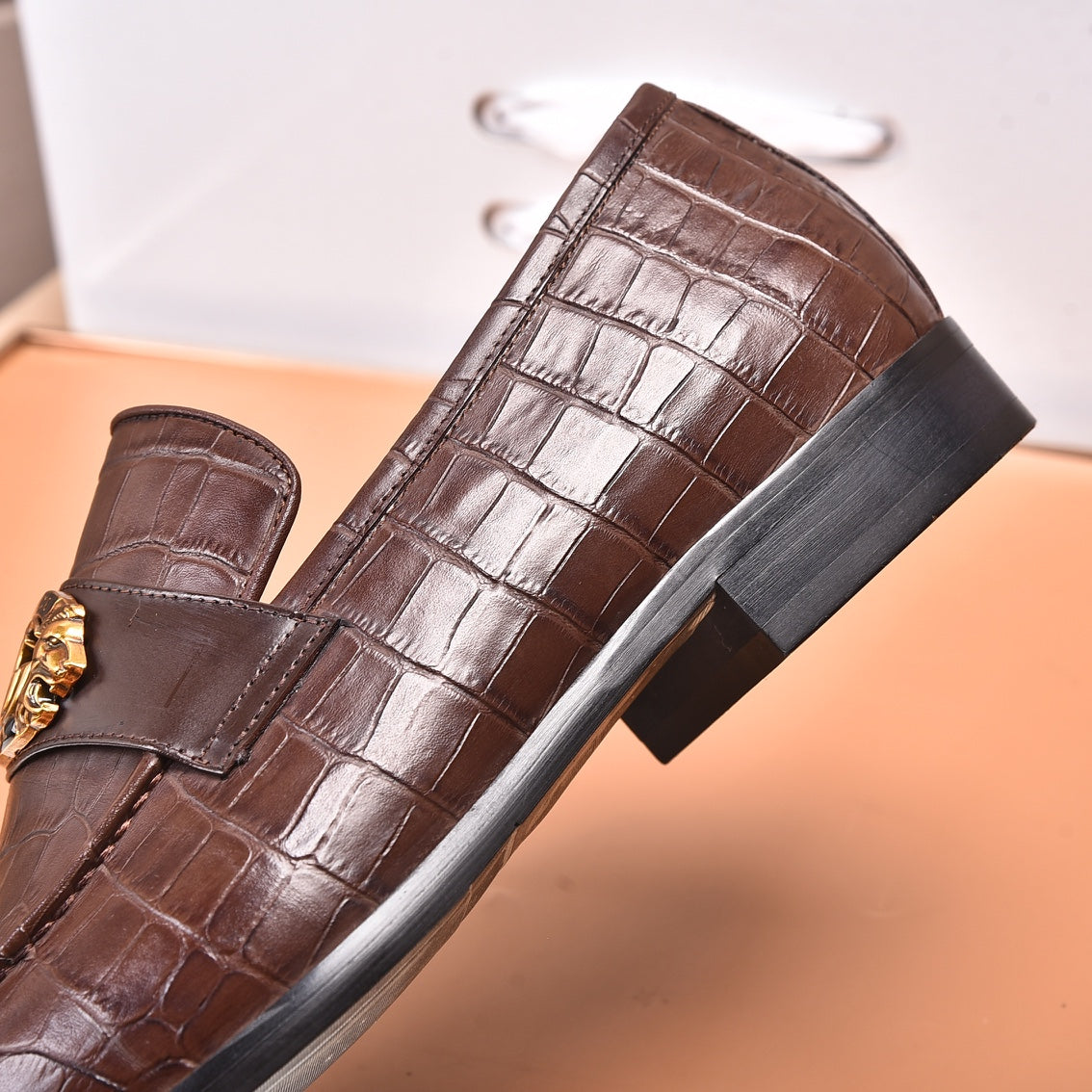 GG Men's Interlocking GG Loafer Brown Cowhide 498781