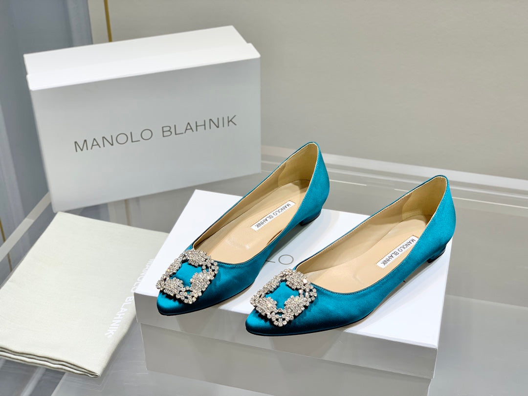 Manolo Diamond Buckle Pumps Olympic Silk 327506