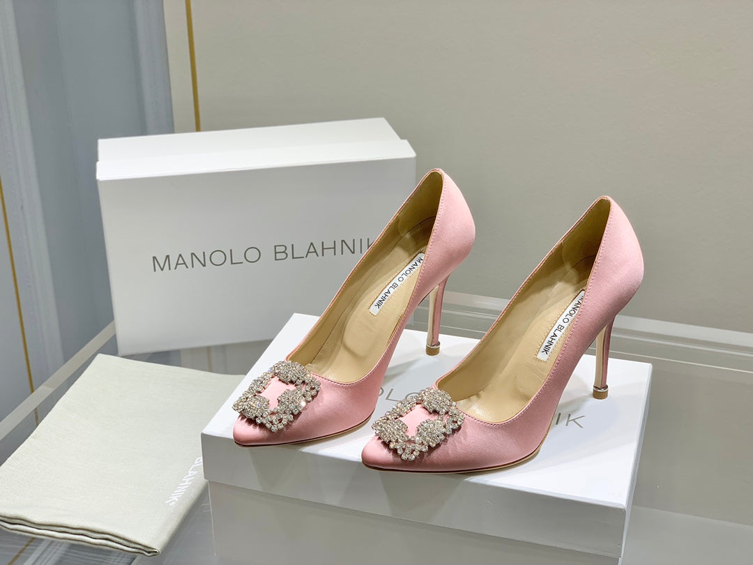 Manolo Diamond Buckle Pumps Light Pink Silk 327504
