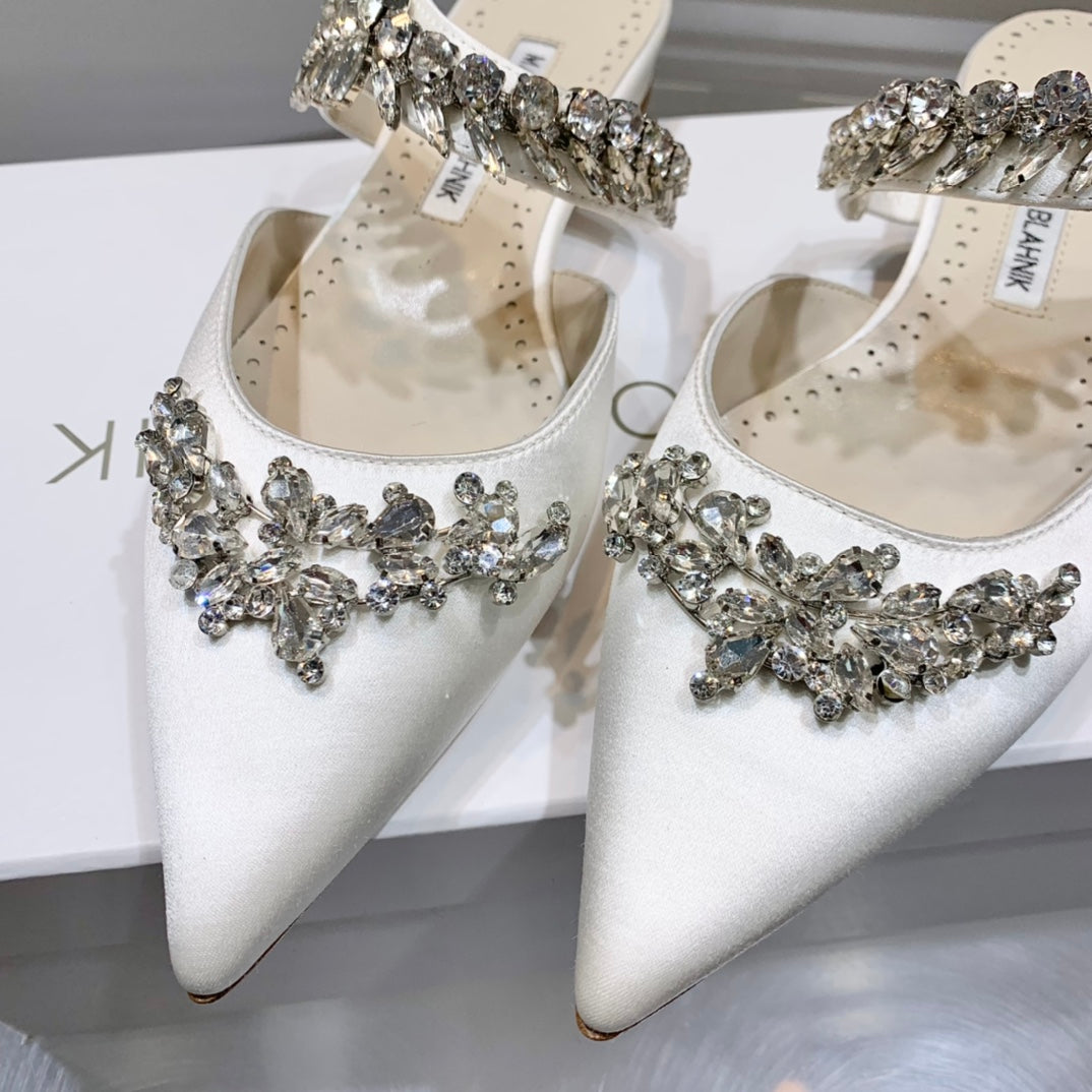 Manolo Flats Mules Crystal White Silk Satin 327471