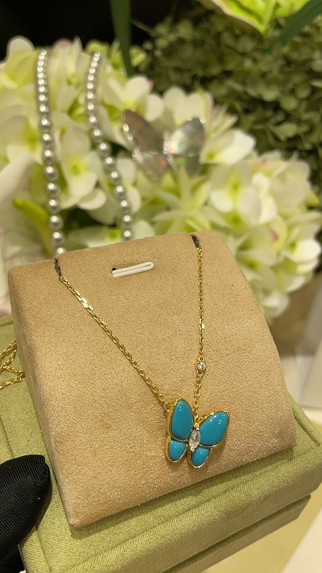 VCA Butterfly Turquoise Necklace Gold 1 Diamond