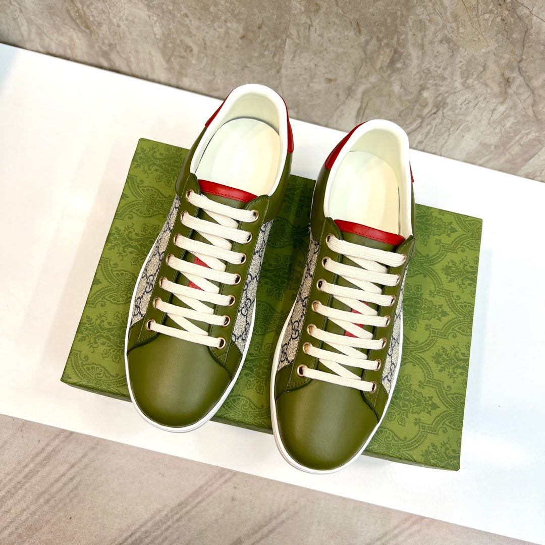 GG Men's Supreme Sneaker Green Canvas Cowhide 525928