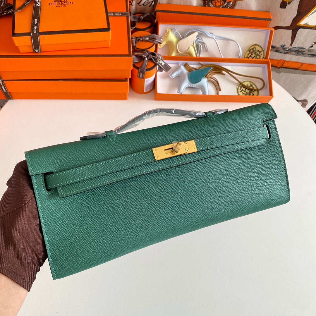 HM Kelly Cut 31 Kaitoke Green Epsom Leather Gold Hardware 229040