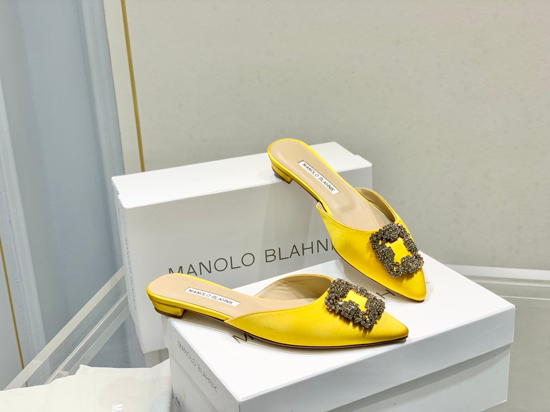 Manolo Buckle Flast Mules Yellow Silk 327516