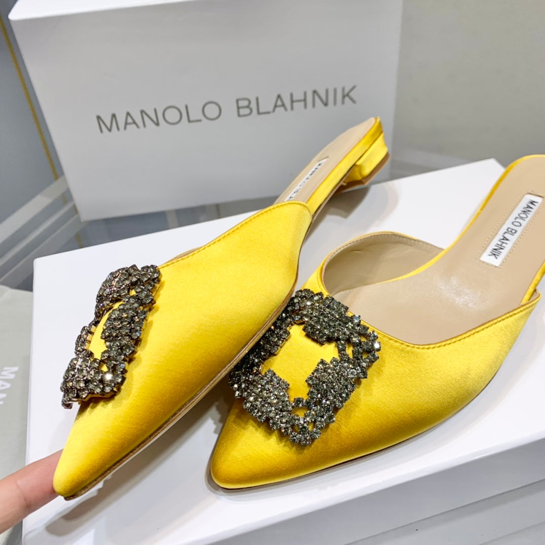 Manolo Buckle Flast Mules Yellow Silk 327516