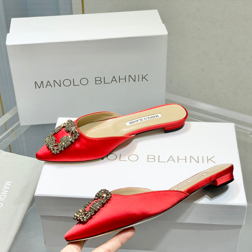 Manolo Buckle Flast Mules Red Silk 327518