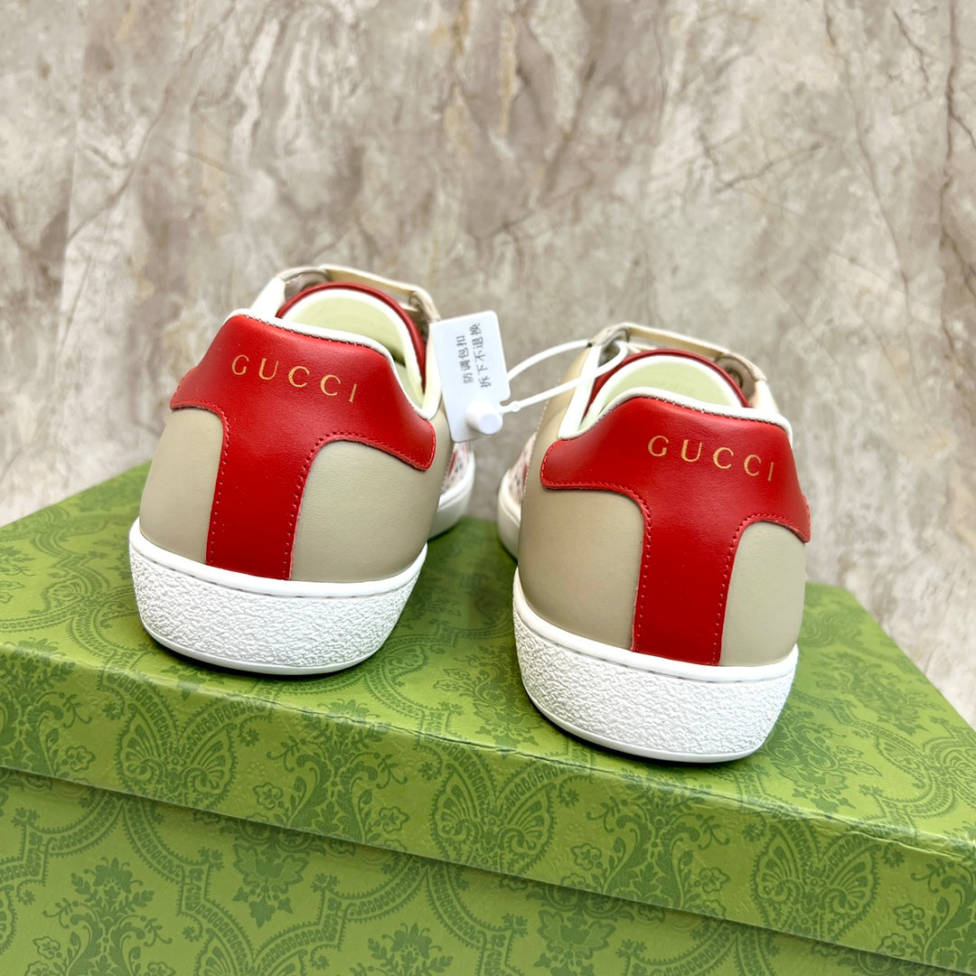 GG Men's Supreme Sneaker Light Cream Canvas Cowhide 525929