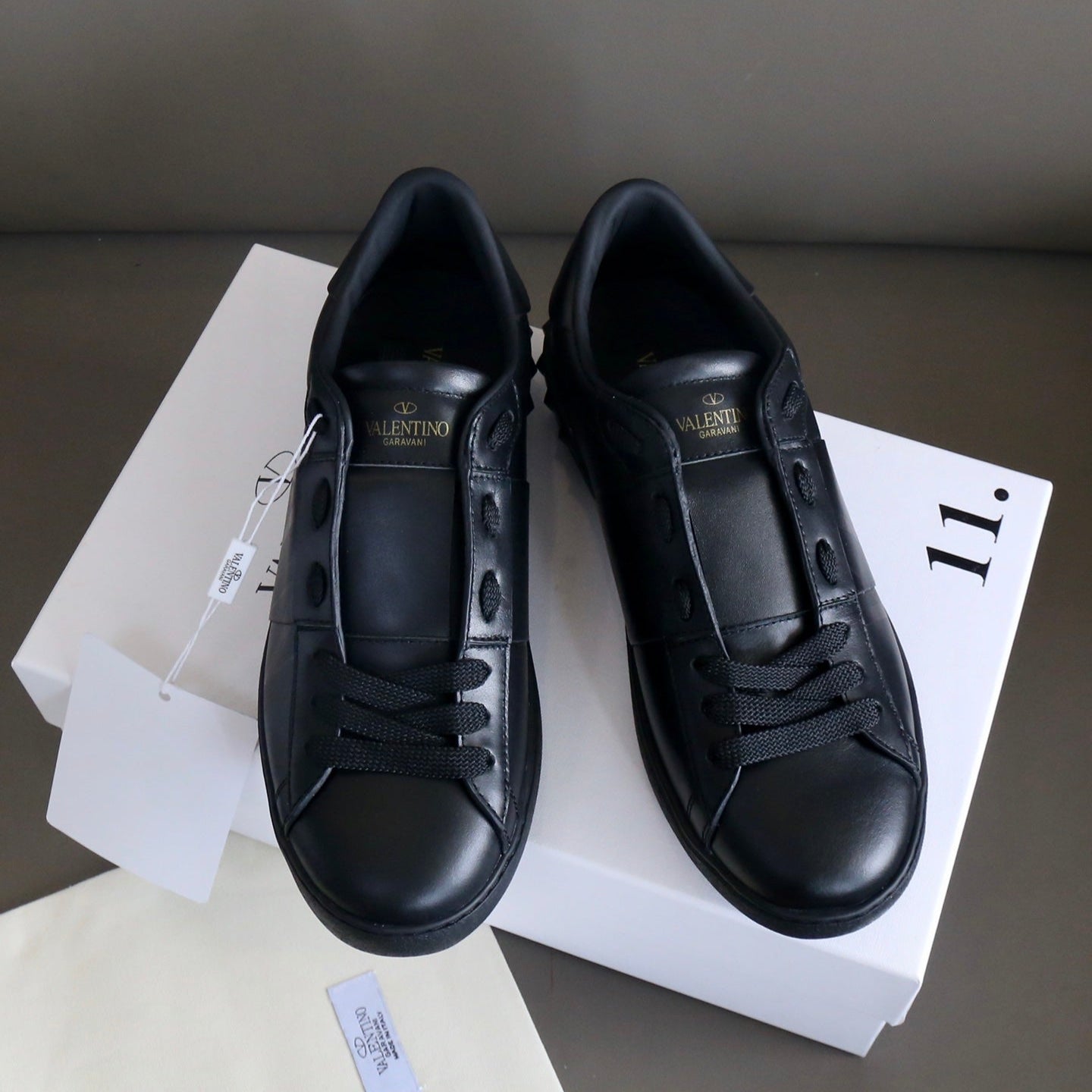 VT Open Sneaker Full Black Calfskin