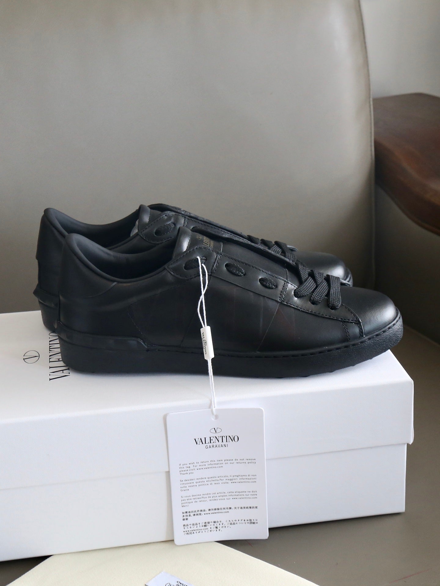 VT Open Sneaker Full Black Calfskin