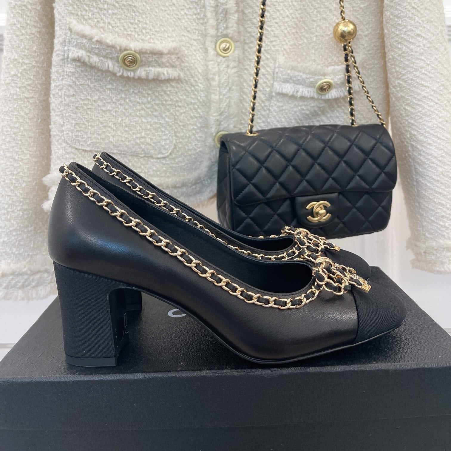 CC Pump 65 Black Calfskin Grosgrain Leather Strap